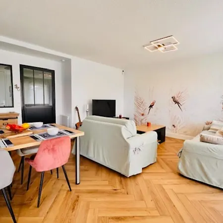 Bright In For 4 People *