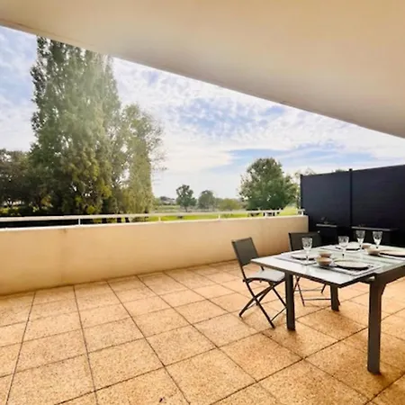 Bright In For 4 People *