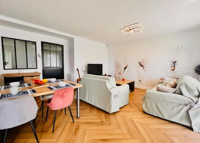 Terracelake Viewbeach 10 Min Walk Away *